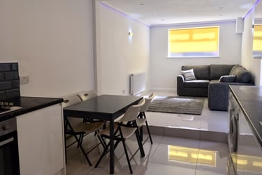 6 bed house, Marlborough road, Brynmill, Swansea, SA20DZ - Image 5